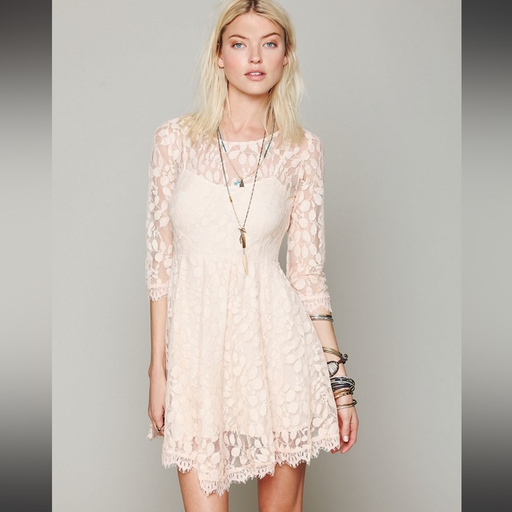Free People Peach Lace Dress Romantic Flirty Feminine Boho Chic Summer Dress